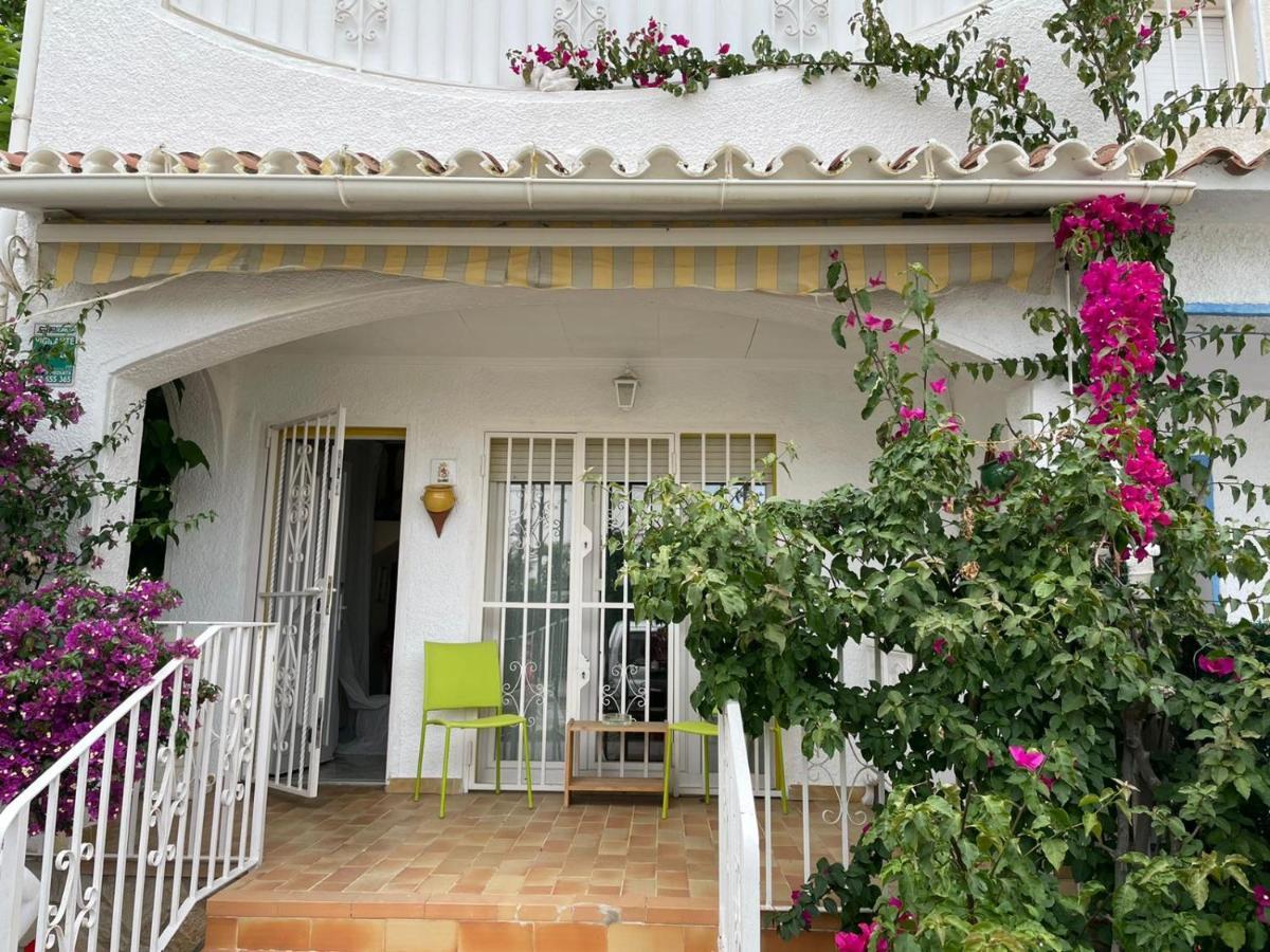 Vila Leones Empuriabrava Exteriér fotografie