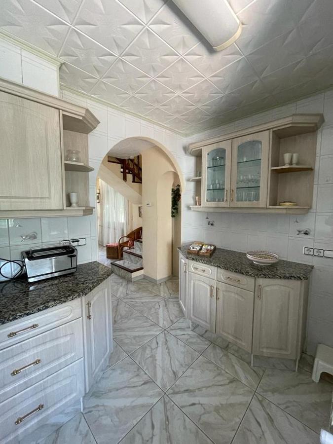 Vila Leones Empuriabrava Exteriér fotografie